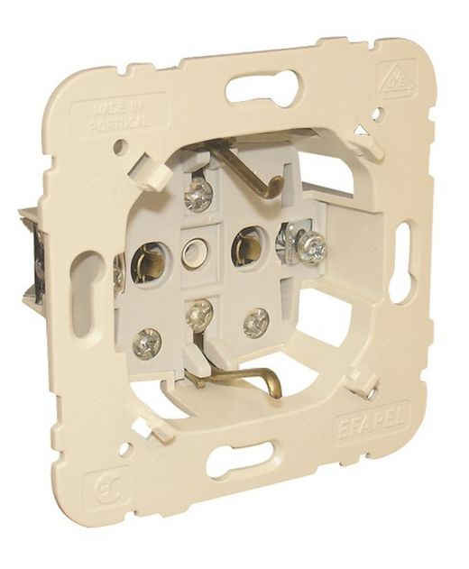 Base schuko 16A