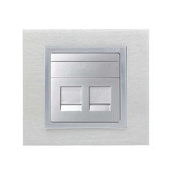 Placa de voz y datos plana con guardapolvo para 2 conectores RJ45 AMP®, en color aluminio Simon 82