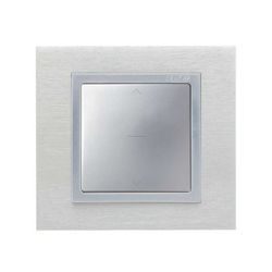 Tecla doble para mecanismo de persianas con enclavamiento de seguridad en color aluminio Simon 82